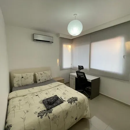 Merkez Cozy 2+1 Daire Wifi +netflix Κερύνεια