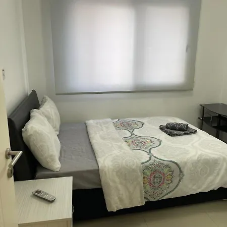 Merkez Cozy 2+1 Daire Wifi +netflix * Κερύνεια